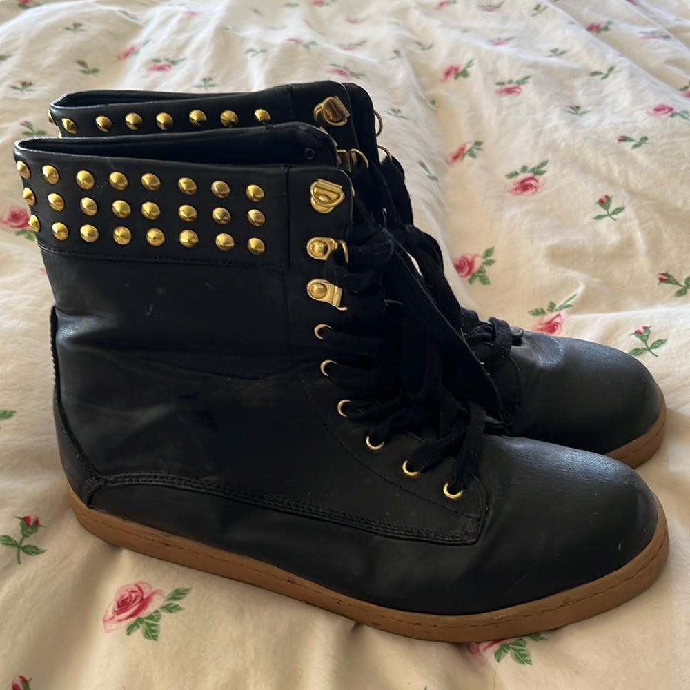 Wild diva leather 🥾boots